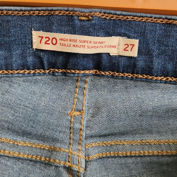 Levi's- 720 High Rise Super Skinny - Picture 8 of 9